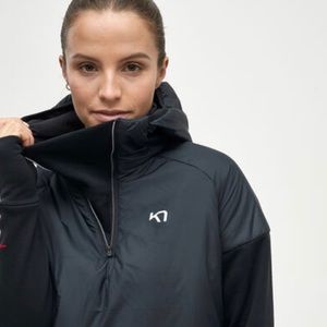 Outdoorsy Anorak Kari Traa Solveig Hybri…